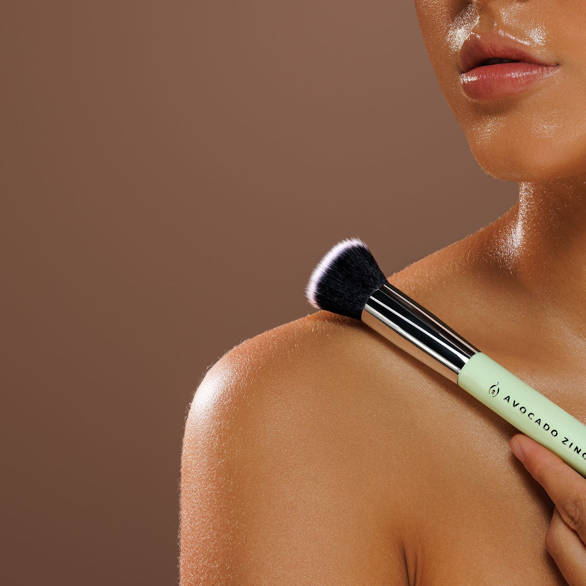 Avocado Zinc SPF Kabuki Brush