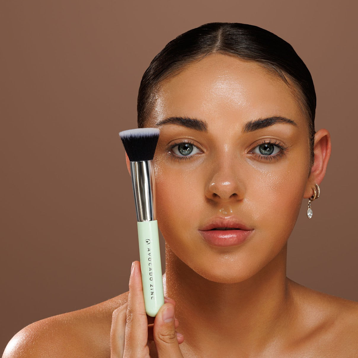 Avocado Zinc SPF Kabuki Brush